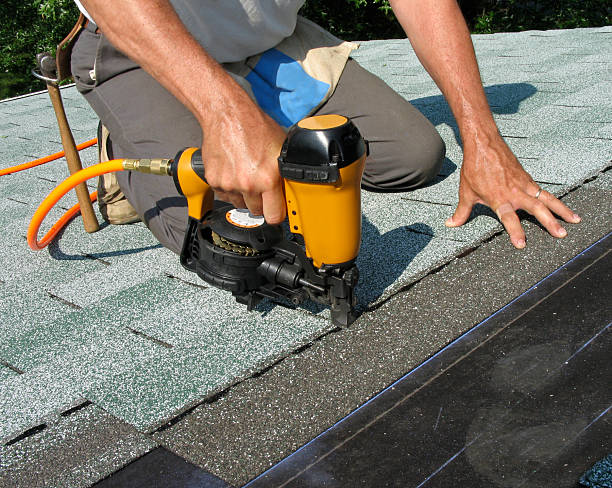 Best Roof Maintenance Services  in Mount Carmel, OH